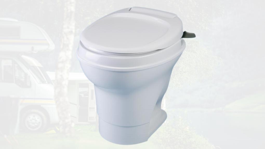 Badezimmer 2 Aqua Magic V Thetford permanent toilet 1